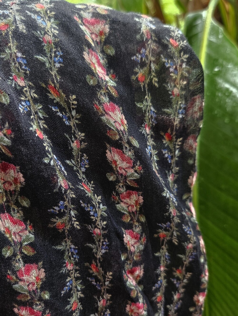 GUCCI SHAWL, OVERSIZED GUCCI SCARF, Vintage Gucci Shawl, Rare! Gucci Wrap. - Picture 4 of 6